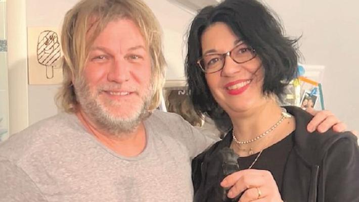 Elisa e la scelta di donare i capelli: &laquo;&Egrave; quello che avrebbe voluto mia madre&raquo;