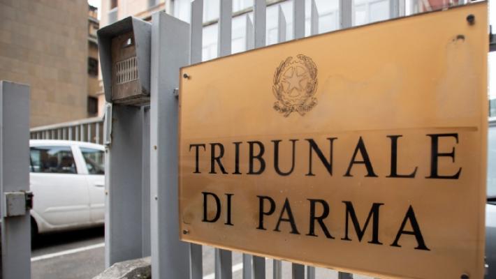 Anni di minacce alla fidanzata: condannato