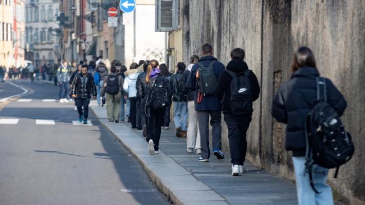 Ragazzini rapinati dal branco dopo la scuola