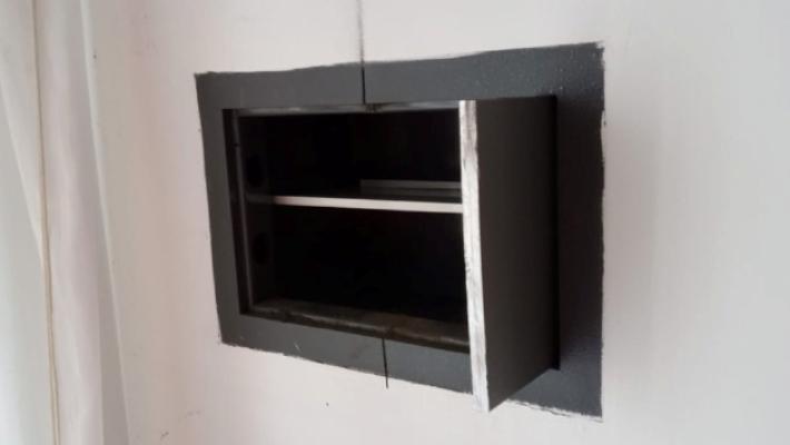 Casa svaligiata in pieno giorno