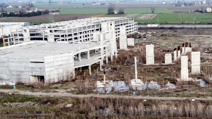 Il sindaco Guerra: &laquo;Mall, Comune al lavoro per scongiurare la richiesta di risarcimento&raquo;