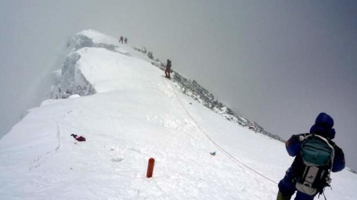  'Frode sull'Everest, turisti avvelenati per falsi soccorsi'