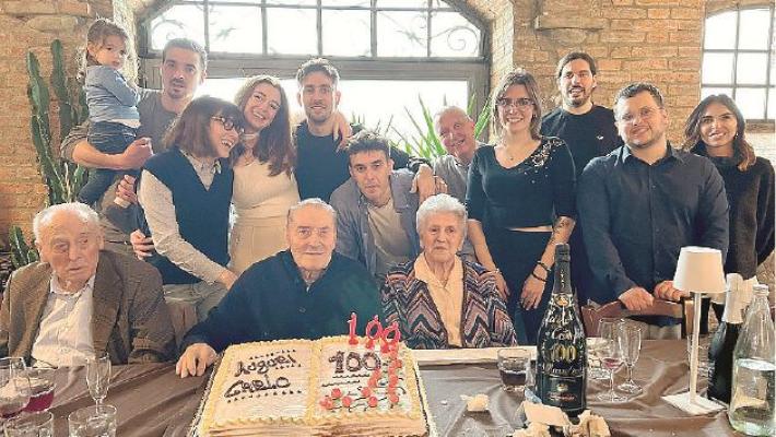 La famiglia, il lavoro, la guerra: i 100 anni del partigiano Carletto