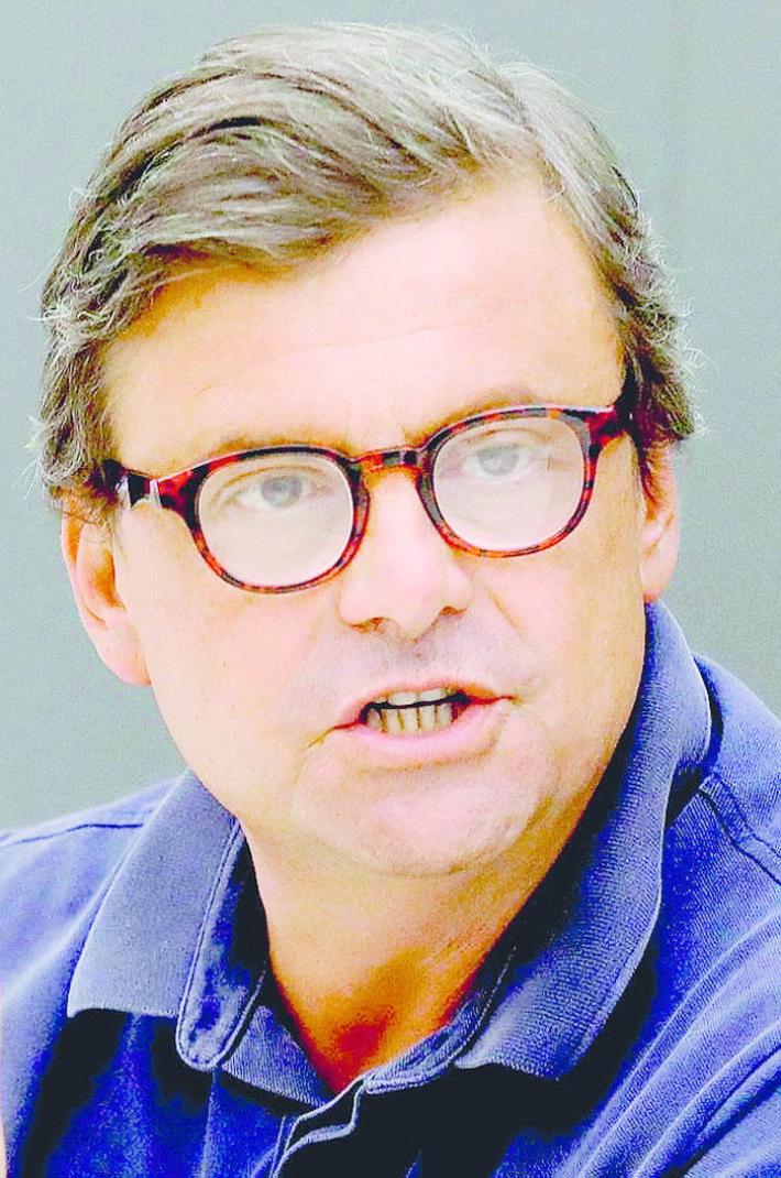 Calenda: &laquo;Il Pd ha perso la bussola: il s&igrave; al referendum aggrava i problemi&raquo;