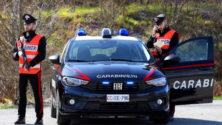 Due sconosciuti nel giardino di casa: scatta l'allarme a Scipione