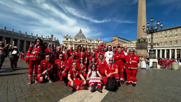 I volontari di Parma davanti a Papa Francesco