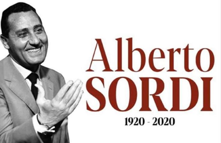 Apre a Roma la mostra su Alberto Sordi: viaggio nella villa dell'attore 