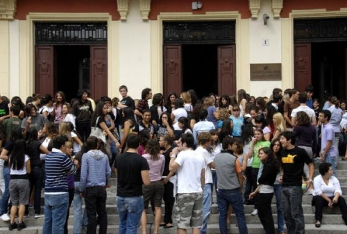 Si torna in classe, Dad non prevista ma le scuole sono libere di decidere 