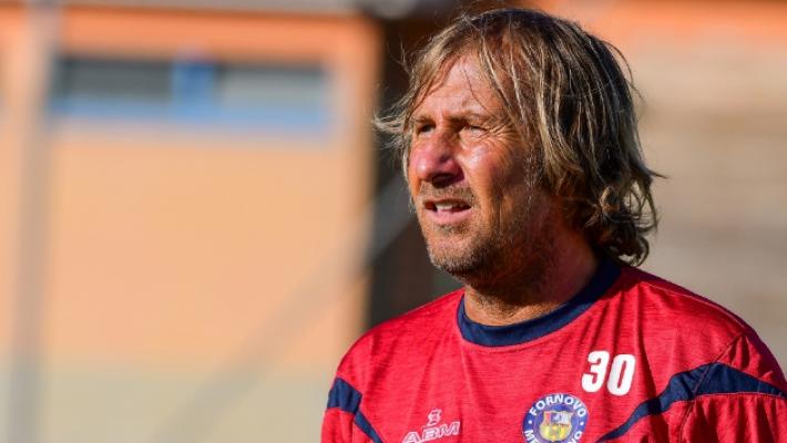 Il Borgo comincia a fare sul serio, Piscina lascia la panchina del Fornovo Medesano: in pole c'&egrave; Rizzelli