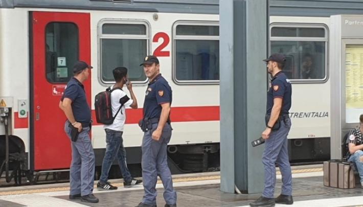 Polizia di Stato &ndash; Intensificati i controlli. Operazione Viaggiare Sicuri in stazione.