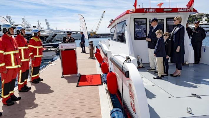 &Egrave; nata a Fontanini la barca dei pompieri di Montecarlo