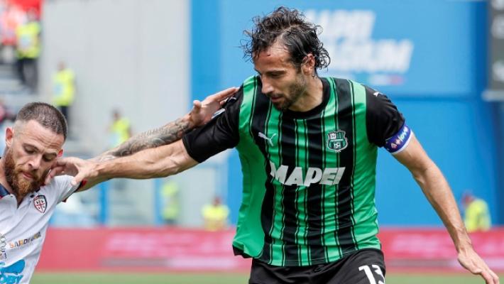 Parma, il difensore Ferrari pi&ugrave; vicino. Per la porta sfuma l'ipotesi Perin