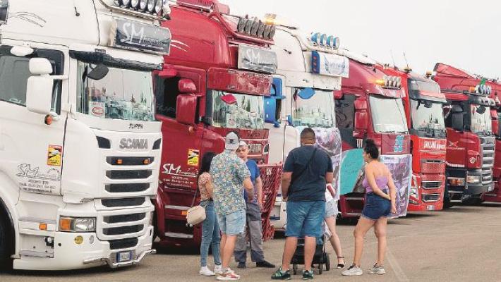 Il maxiraduno dei camion: una festa per tanti bambini