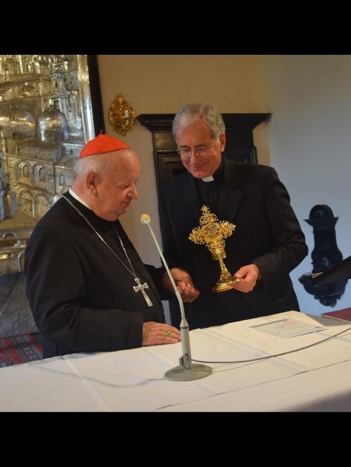 Rubata la reliquia di S. Giovanni Paolo II nel duomo di Spoleto