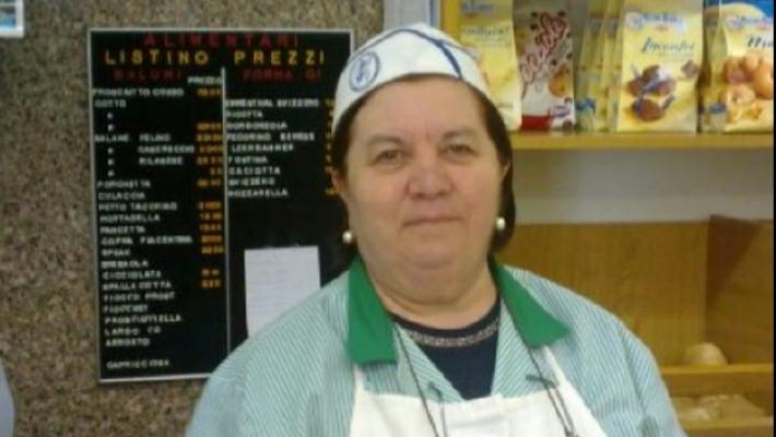 Porporano, la storica bottega Annalimentari abbassa la saracinesca per sempre