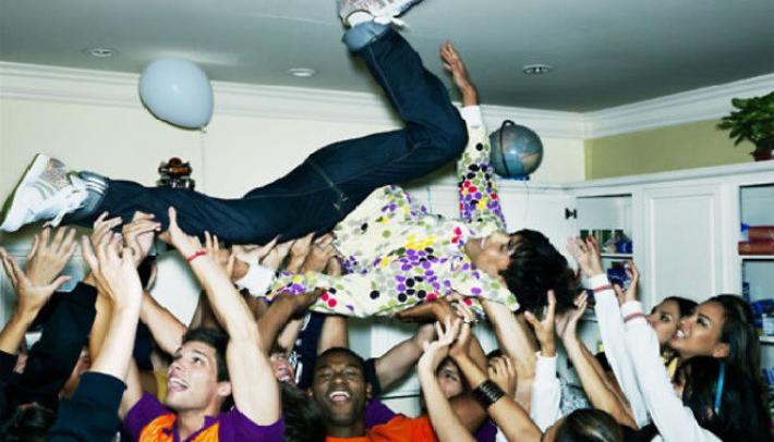 Bologna, 10 studenti positivi dopo una festa Erasmus