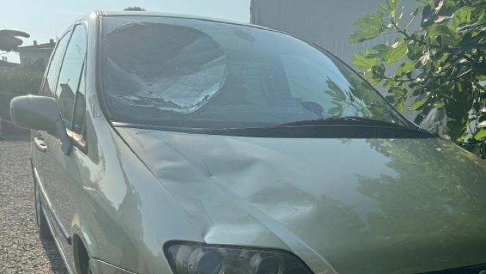 Ciclista investito da un'auto, preso il pirata della strada