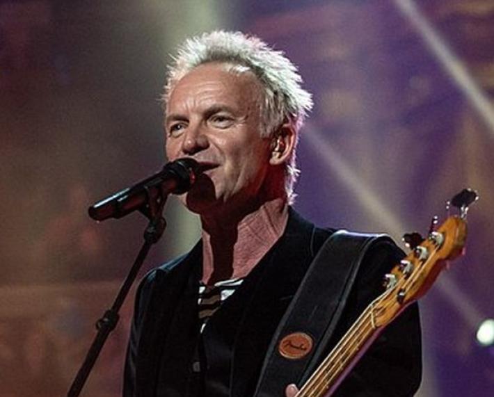 Sting pubblicher&agrave; un album di duetti a Natale