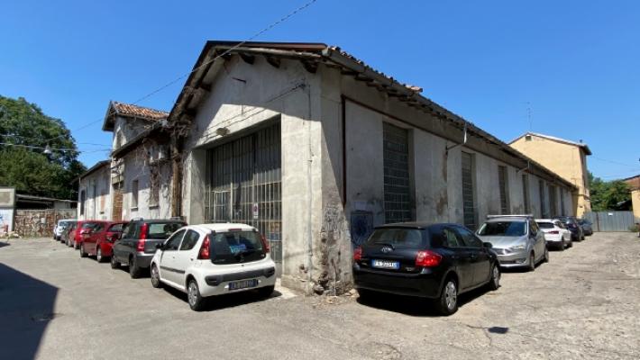 Aggressione a bastonate e rapina tra senzatetto