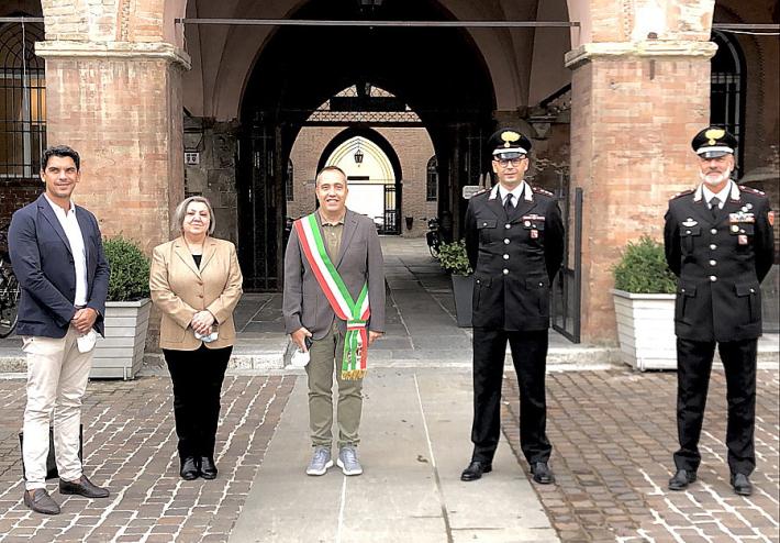 I saluti al capitano Fiore: cinque anni al servizio della comunit&agrave;