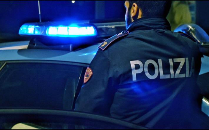 Attenzione ai furti nelle auto vicino ai supermercati: i consigli della polizia