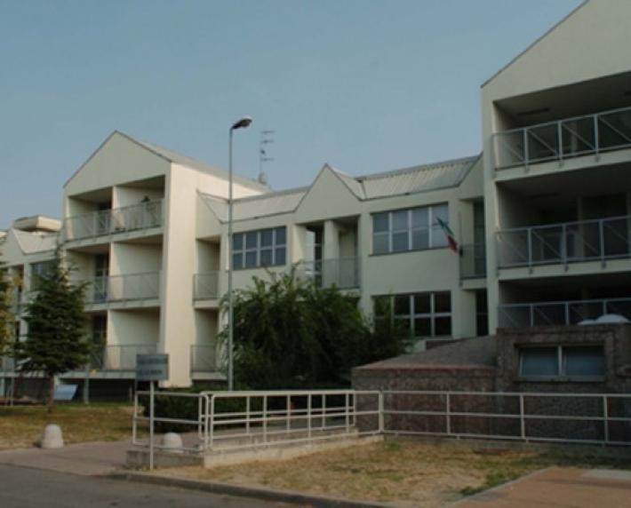 Bodoni, studentessa positiva: tamponi  per compagni e insegnanti