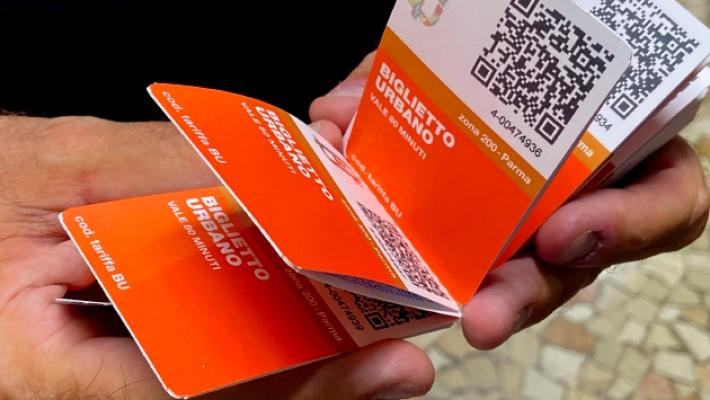 Arrivano i nuovi biglietti per il bus: &laquo;Ma sono introvabili&raquo;