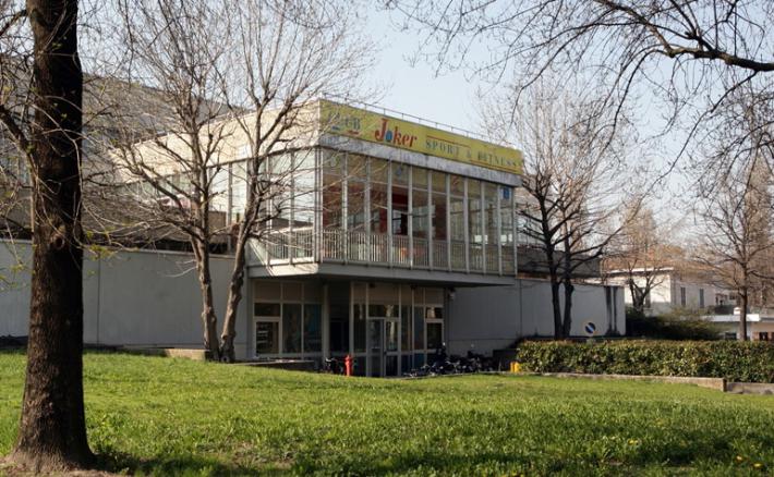 Piscina di via Zarotto, almeno un mese per la riapertura