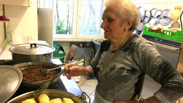 Addio a Giancarla, la regina del cinghiale con polenta