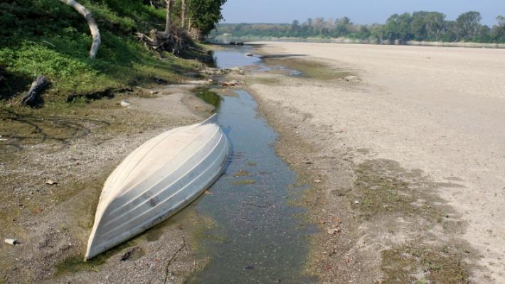 Il Po &egrave; in secca: gli spiaggioni ridotti a un &laquo;deserto&raquo;