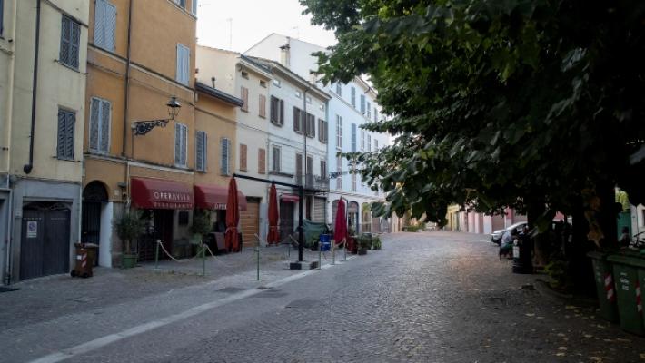 &laquo;Multati per la musica, potremmo chiudere il ristorante&raquo;