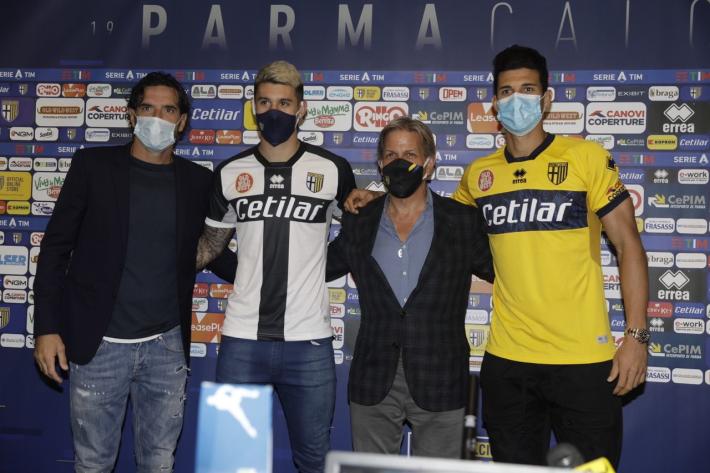 Presentati Lautaro e Osorio: "Siamo in un grande club per fare bene"