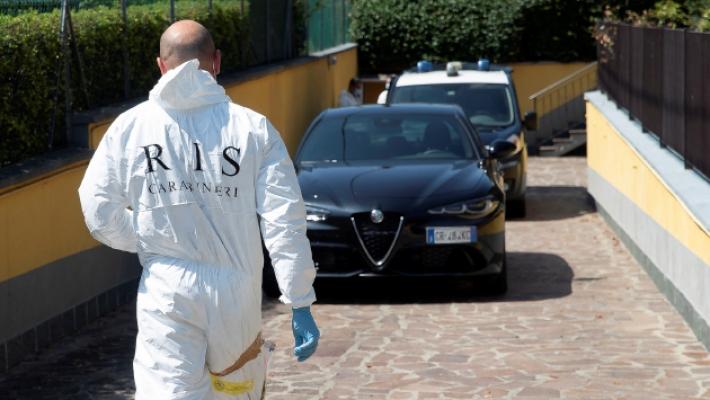 Vignale, il mistero delle forbici per il parto e quelle fibre attorno alle ossa: il Ris a caccia di riscontri