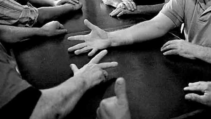 Urla nelle osterie: quando la morra era il &laquo;piacere proibito&raquo;