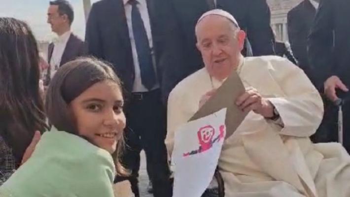 Dal papa ai ministri, l'impegno di Nicole Minardi per la sindrome di Pandas