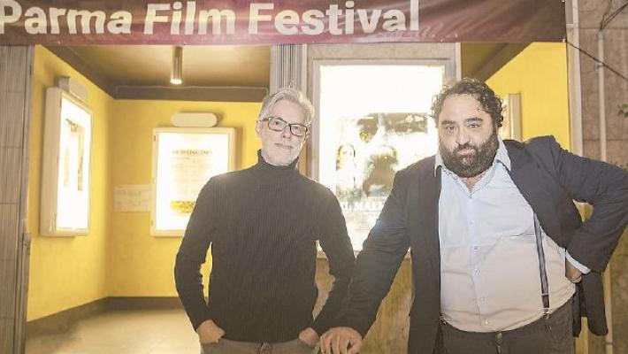 Leo Ortolani e, a destra, l'attore Nicola Nocella