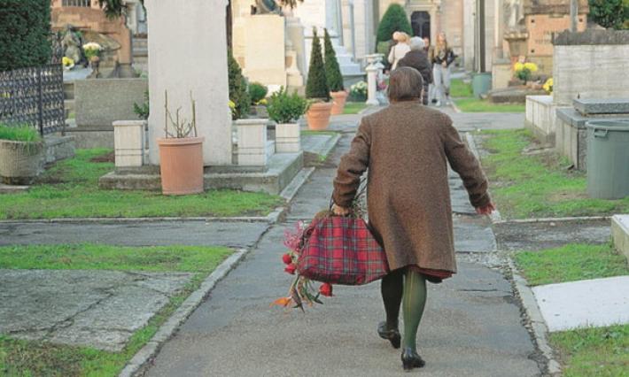 Cimiteri, misure straordinarie da sabato 24  a luned&igrave; 2 novembre