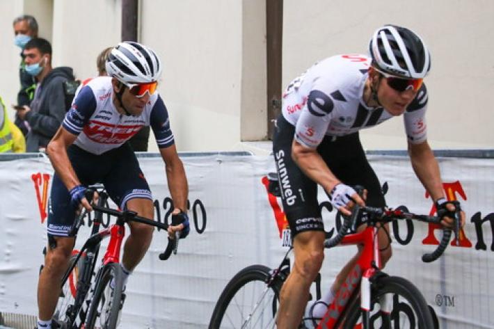 Hindley vince la 18^ tappa, Kelderman nuova maglia rosa al Giro