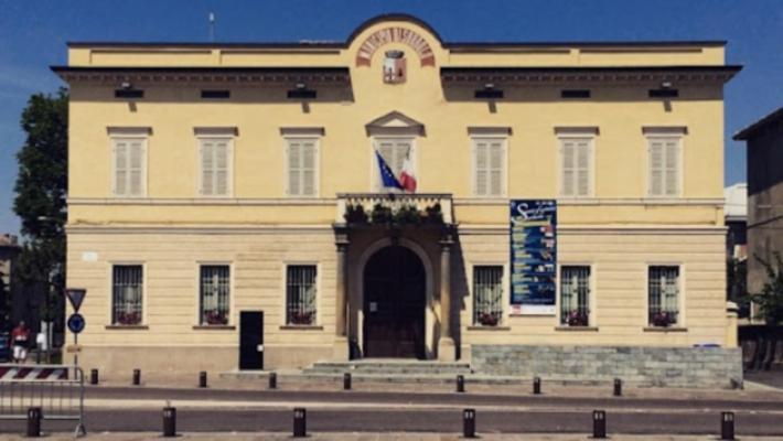 L'opposizione attacca Cesari: &laquo;Tante opere eliminate dal programma&raquo;