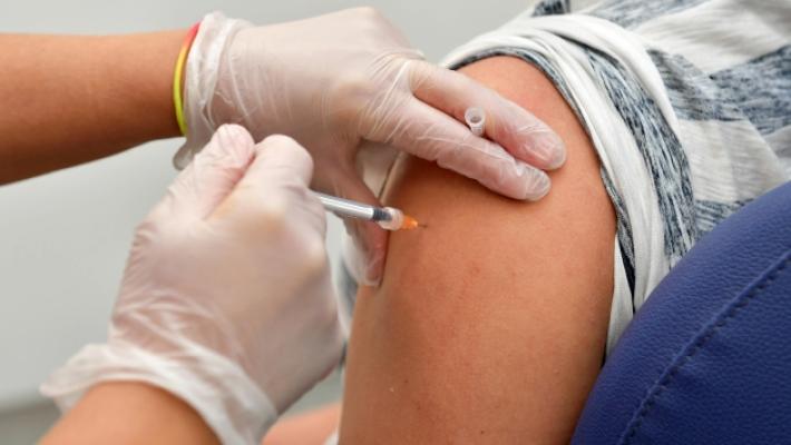 &laquo;L'influenza? Sar&agrave; pesante: meglio vaccinarsi&raquo;