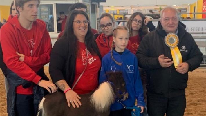 Pet teraphy, Giorgia conquista il mini pony