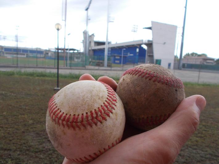 &laquo;Su di noi piovono palle da baseball&raquo;