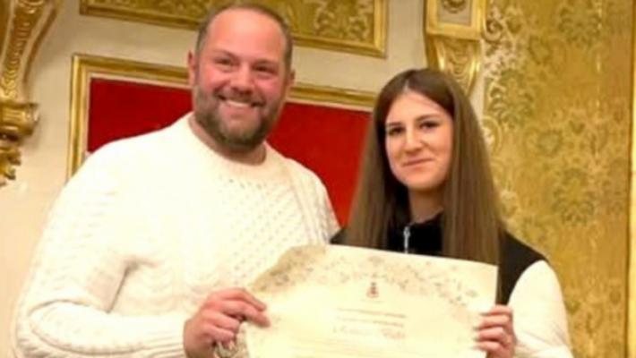 Il Comune di Fidenza premia Rebecca, regina delle amazzoni