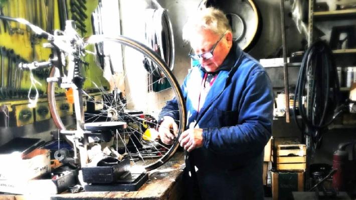 Addio a Romano Fontana, "mago" di bici e moto