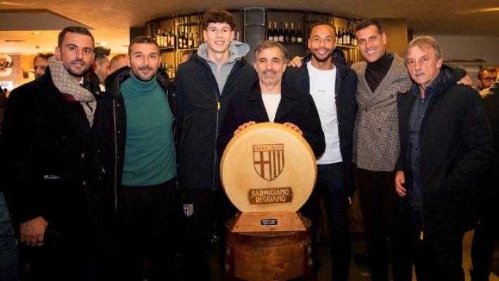 Il grazie del Parma ai propri partner. Hernani carica l'ambiente: &laquo;Col Verona per fare bottino pieno&raquo;