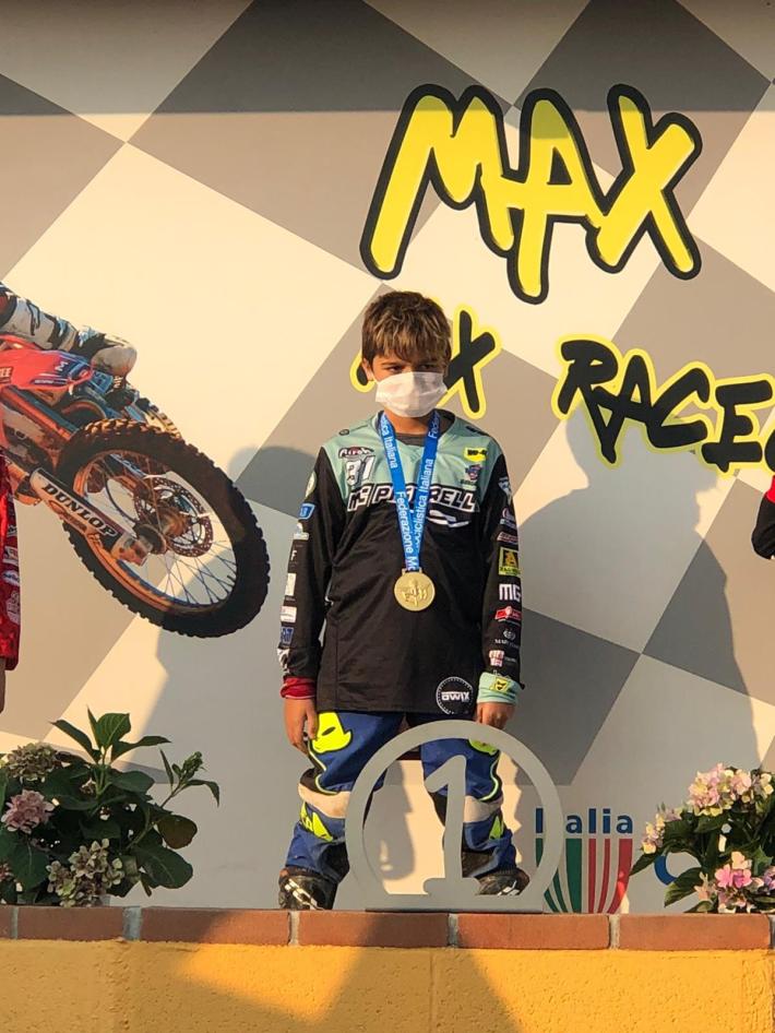 Lesignano, 11enne campione di quad
