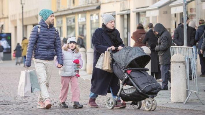Aria di Natale Le feste? A tavola con amici e parenti