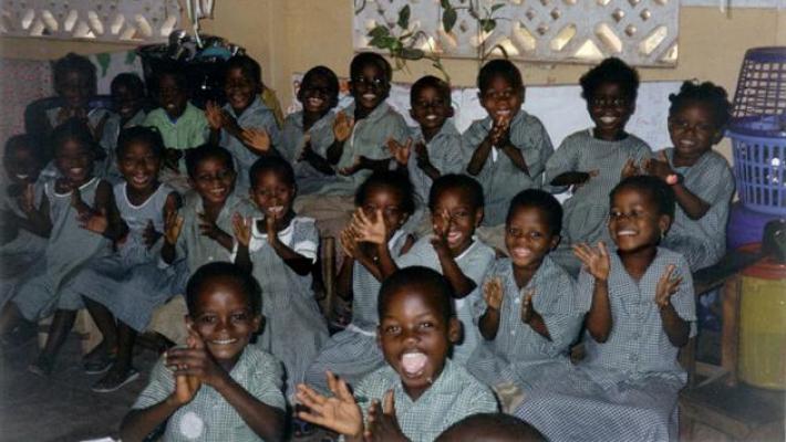 Altruismo, il primato di una famiglia fidentina: adottati a distanza 24 bambini