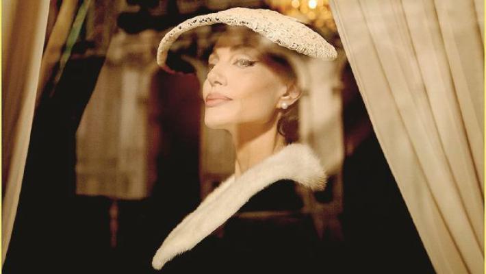 Maria - Gli ultimi giorni della divina Callas, usignolo che non usc&igrave; mai dalla gabbia