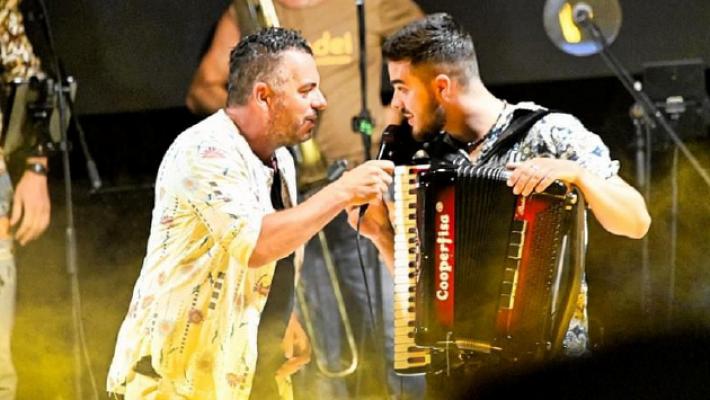 Il sogno avverato di Giacomo: &laquo;Sul palco con i Casadei&raquo;